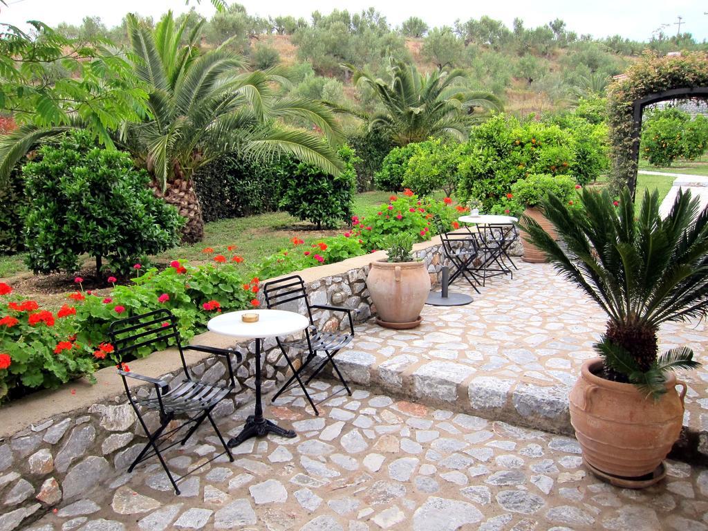 Estia Holiday Gythio Ngoại thất bức ảnh